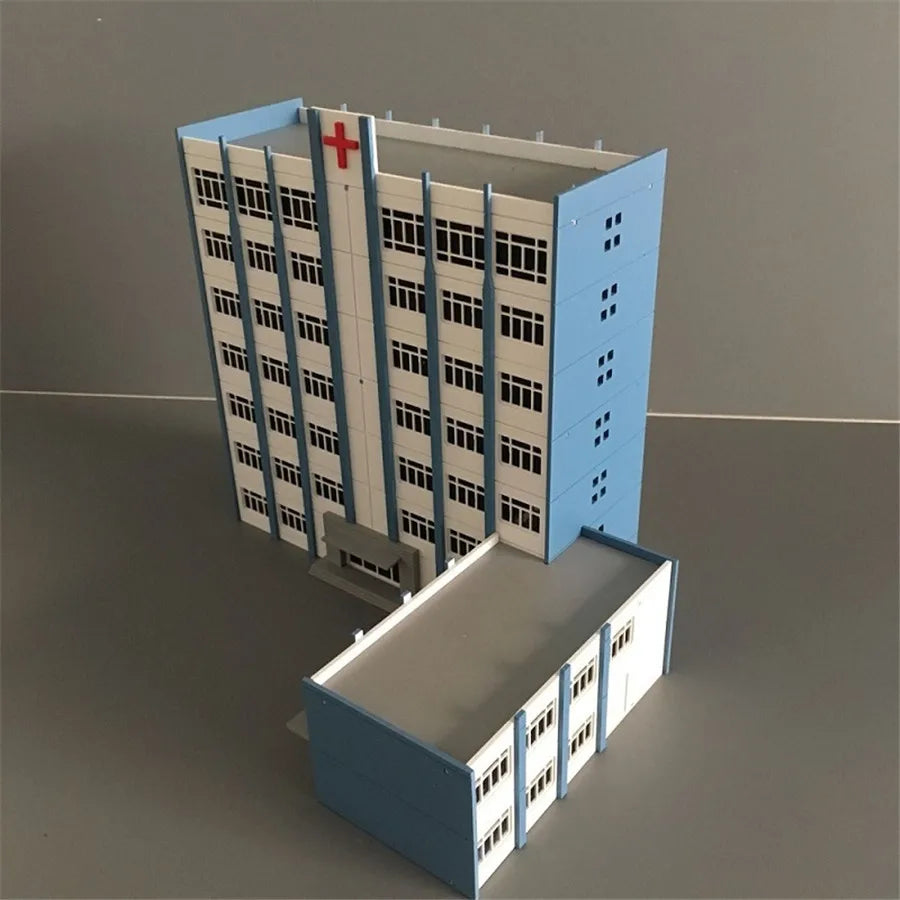 Modèle d’Hôpital N 1:150 – Maquette Plastique pour Diorama et Sand Table
