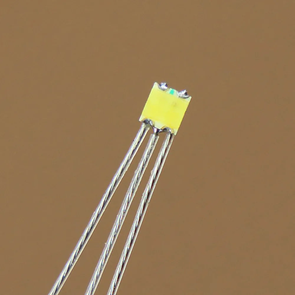 Evemodel 20pcs LED SMD 0605 Bi-couleur Pré-câblées Rouge & Blanc Chaud – Micro-Fils PTFE pour Modélisme et Miniatures