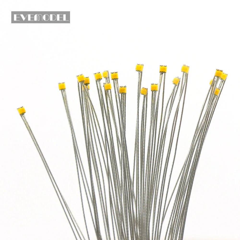 Evemodel 20pcs LED SMD 0605 Bi-couleur Pré-câblées Rouge & Blanc Chaud – Micro-Fils PTFE pour Modélisme et Miniatures